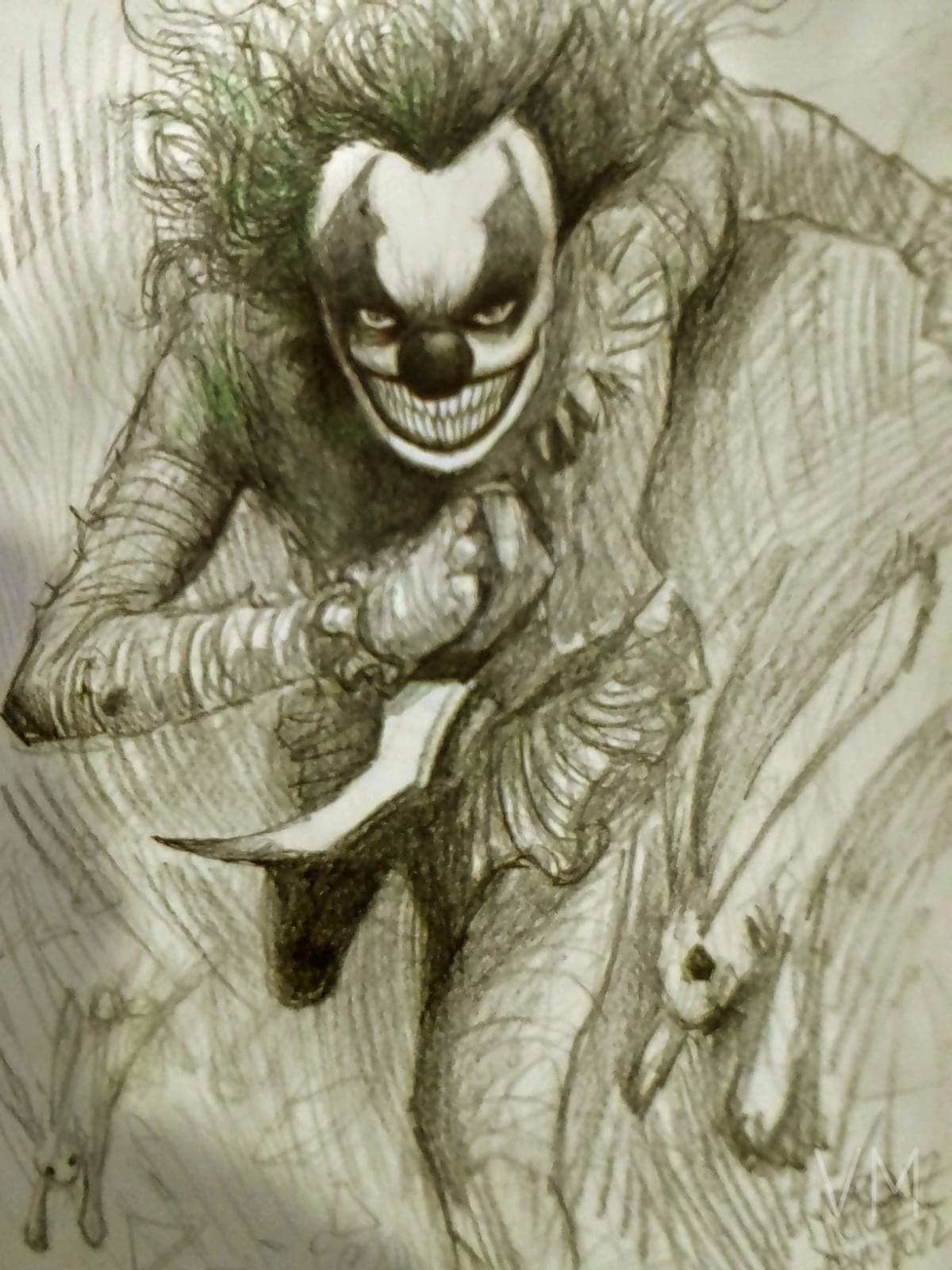 El Joker corriendo enloquecido con un cuchillo, sonrisa maniaca y cabello salvaje.